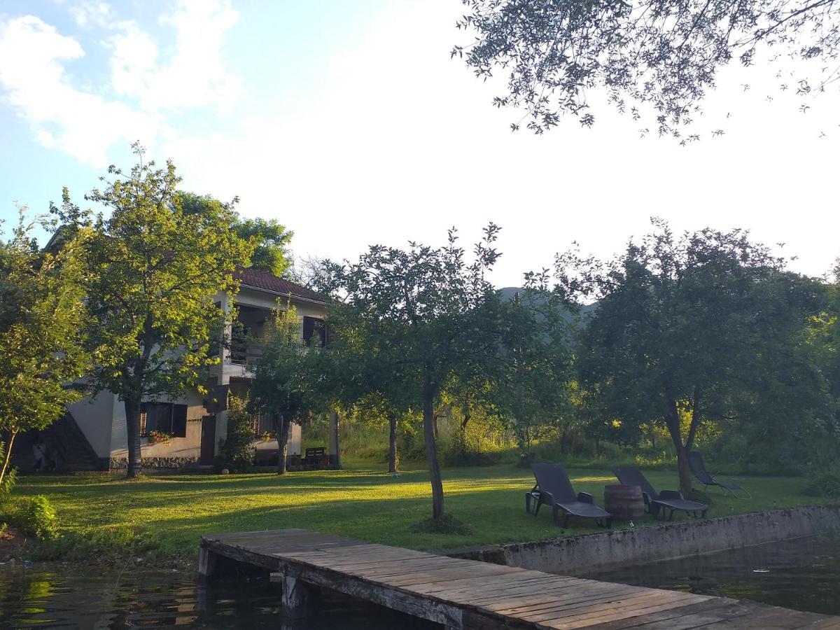 Konjic Lakeside Resort エクステリア 写真