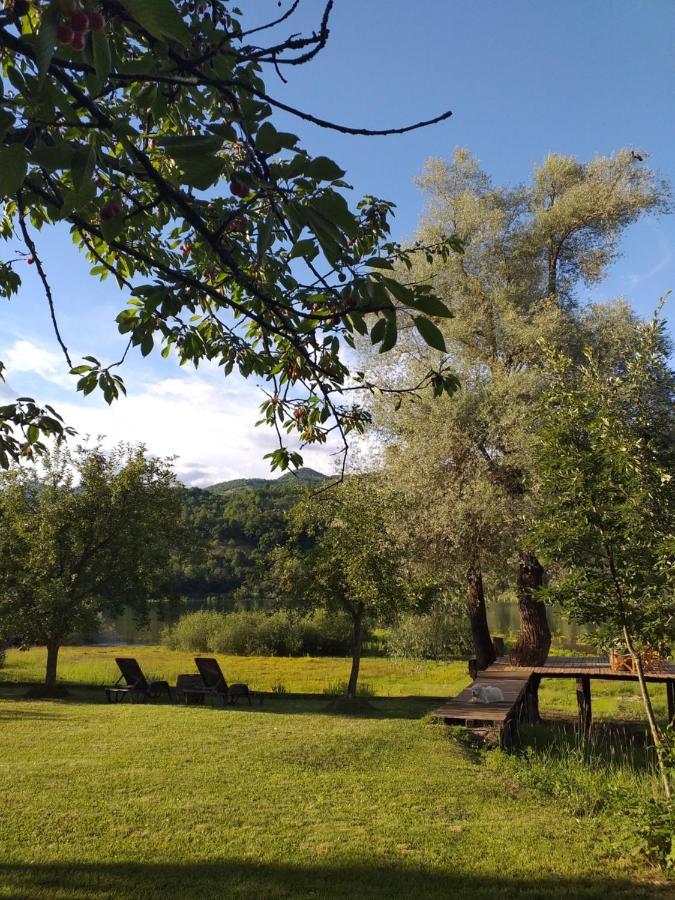 Konjic Lakeside Resort エクステリア 写真